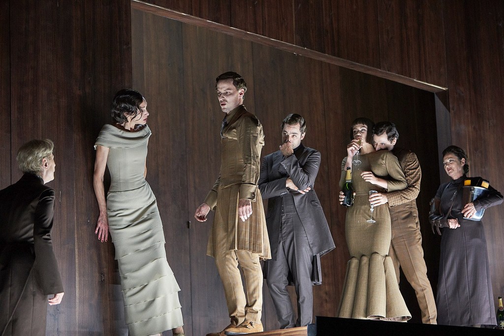 ResidenzTheater Moliere Tartuffe Munich Pernelle Orgon Elmire Mariane Damis Cleante Valere Dorine