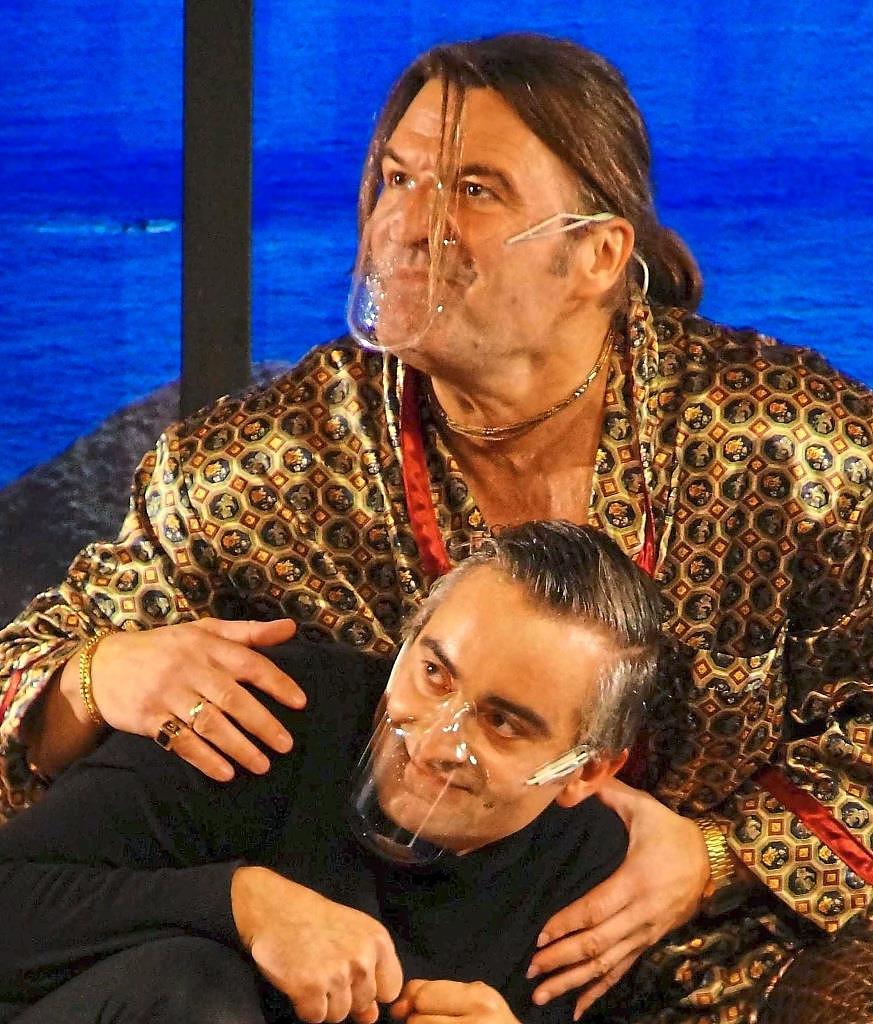 Burghoftheater, Dinslaken, Germany, Orgon, Tartuffe, theater, theatre, Moliere, mask